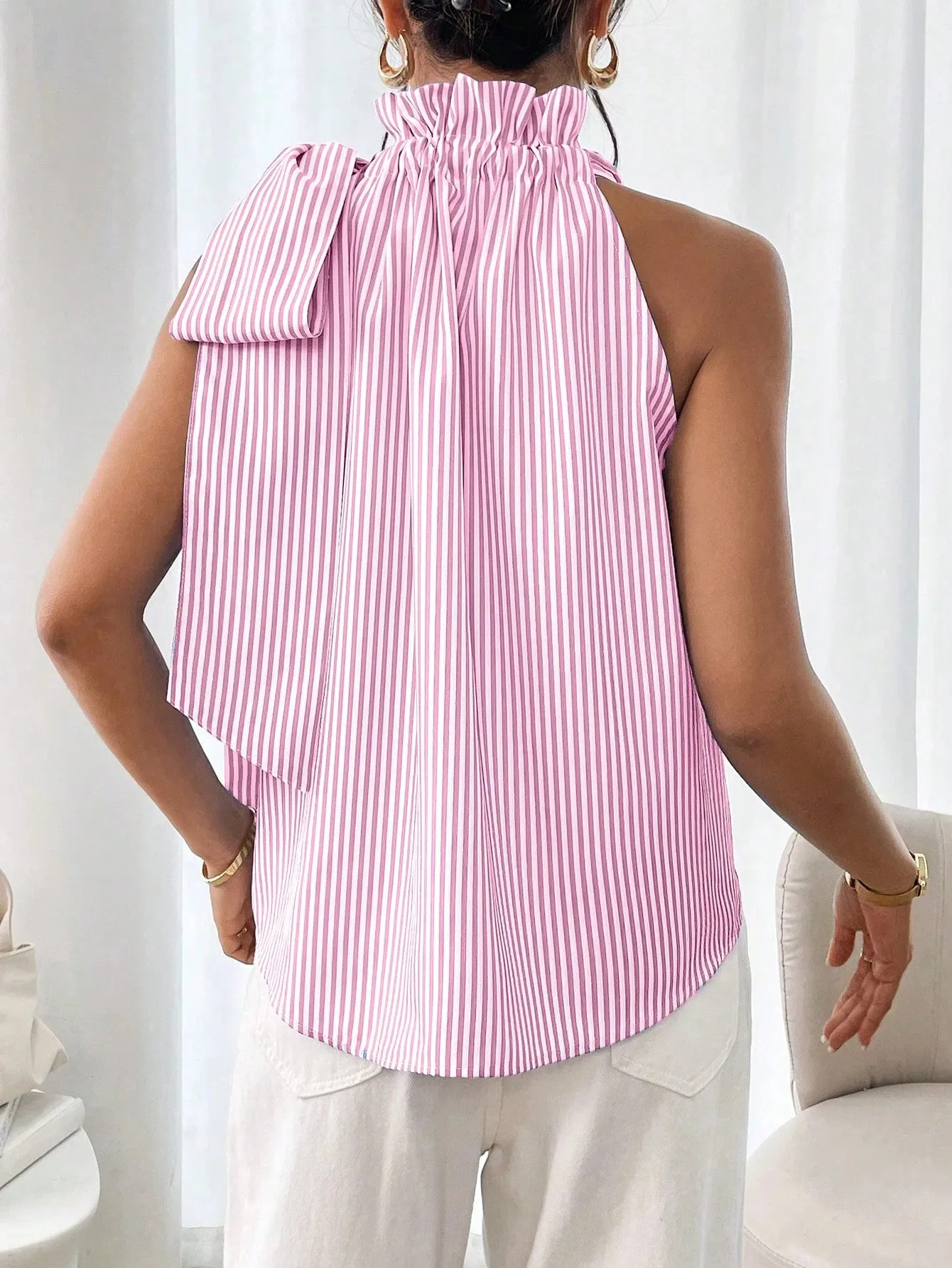 Explosions  Fashion Sleeveless Striped Lace High Neck Tee Knot T-shirt Top Women display picture 4