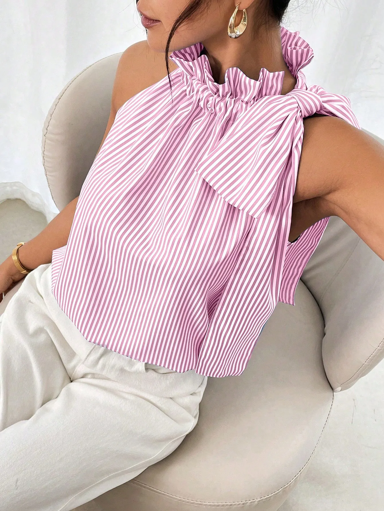 Explosions  Fashion Sleeveless Striped Lace High Neck Tee Knot T-shirt Top Women display picture 6