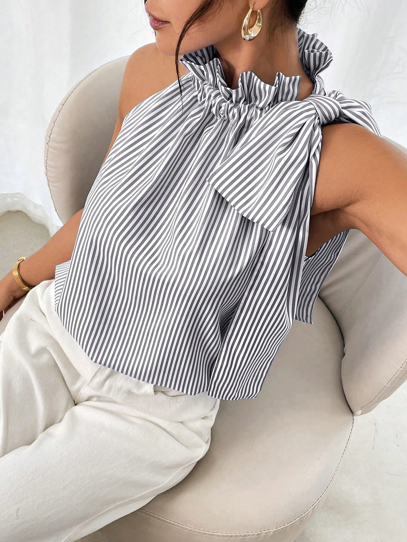 Explosions  Fashion Sleeveless Striped Lace High Neck Tee Knot T-shirt Top Women display picture 13