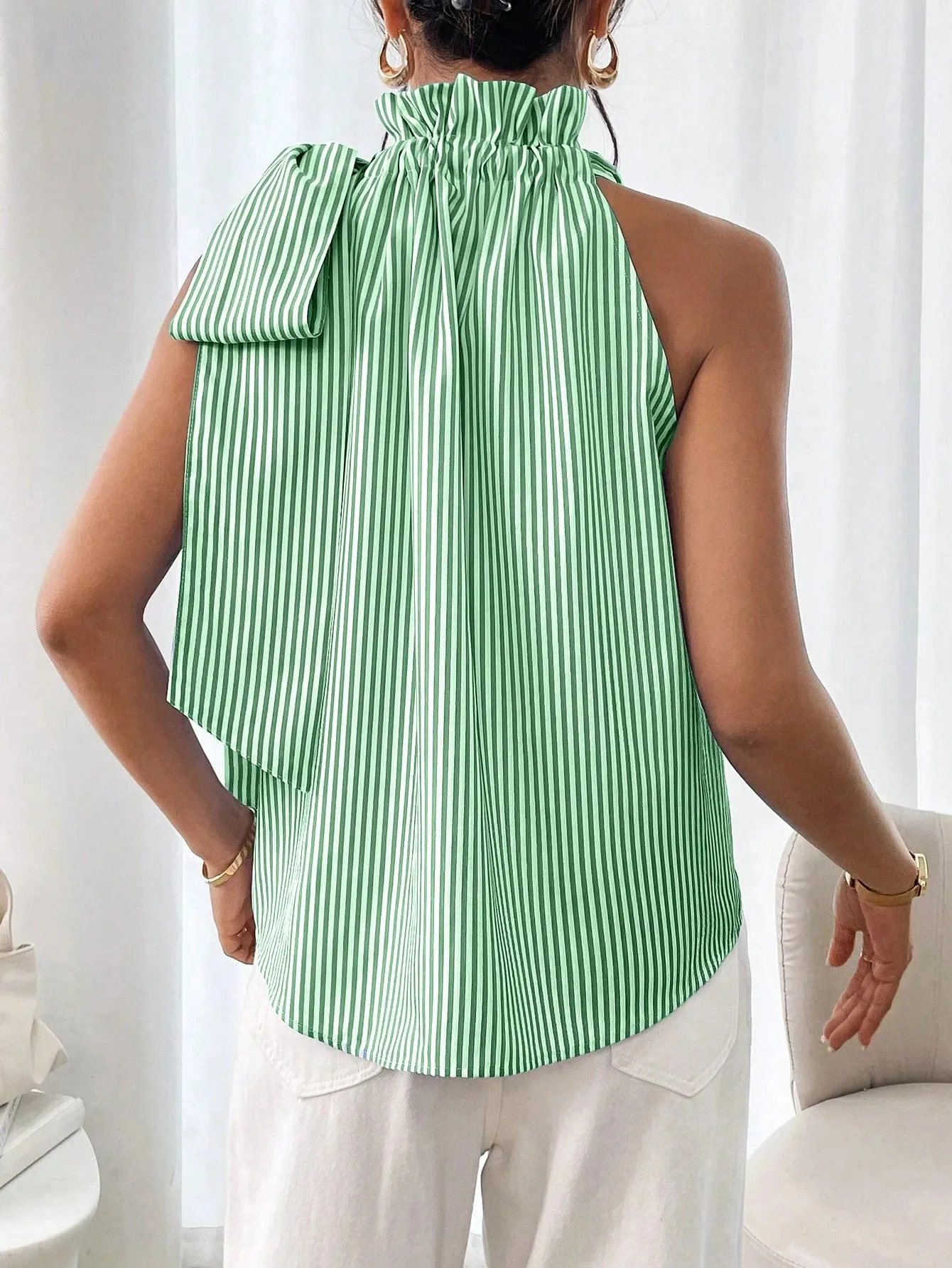 Explosions  Fashion Sleeveless Striped Lace High Neck Tee Knot T-shirt Top Women display picture 14