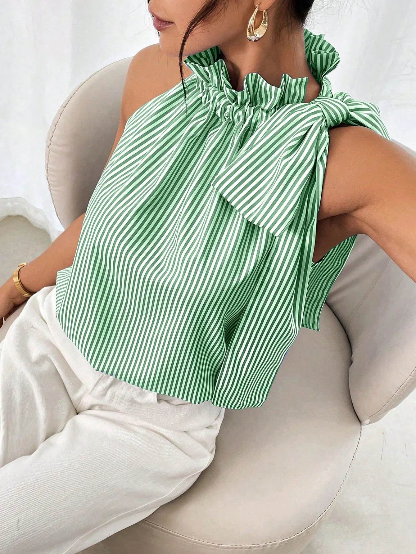 Explosions  Fashion Sleeveless Striped Lace High Neck Tee Knot T-shirt Top Women display picture 16