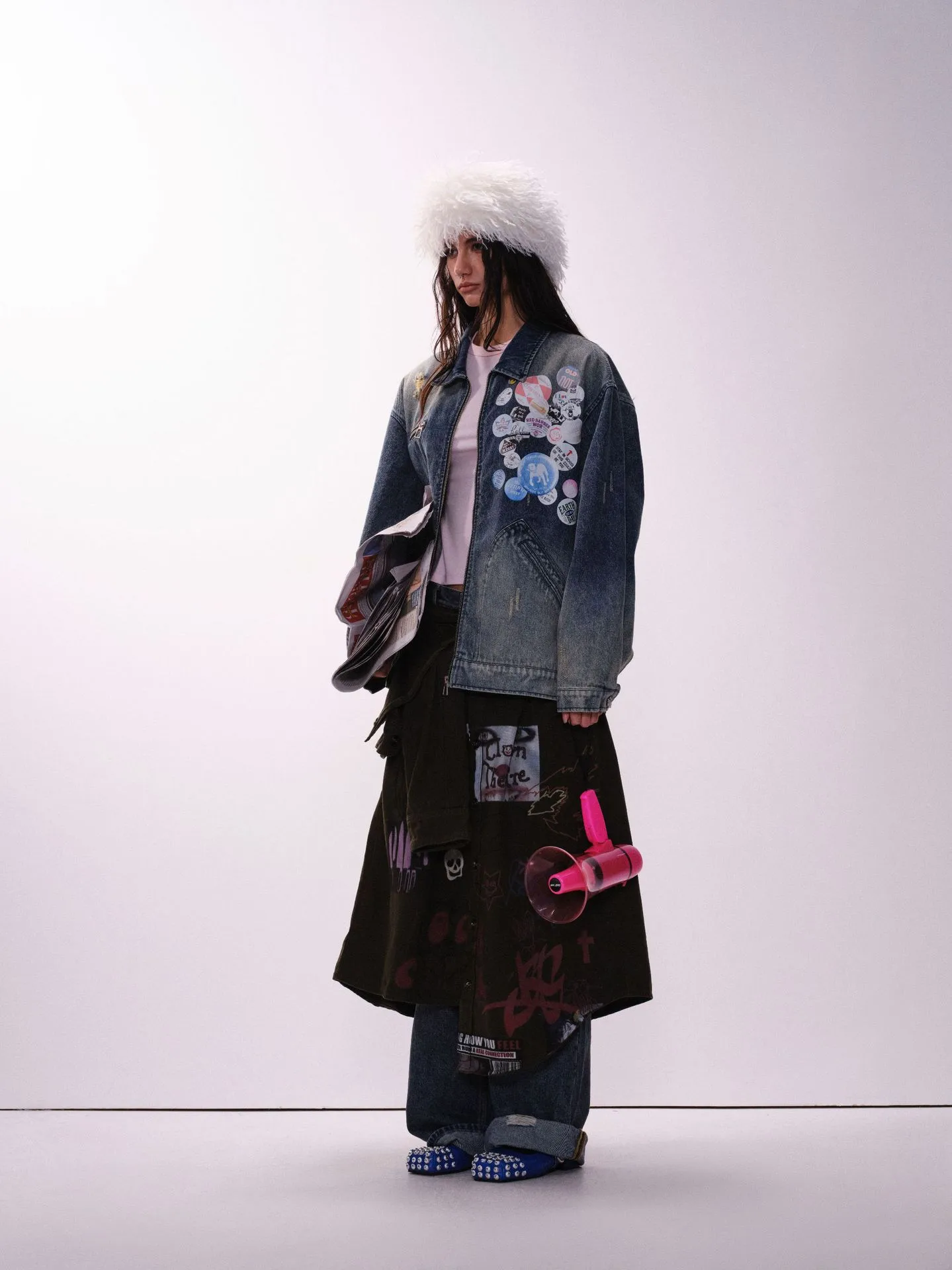 Jiayiku Tide Brand  Spring New American Retro Badge Design Gradient Wash Water Denim Jacket Coat display picture 7