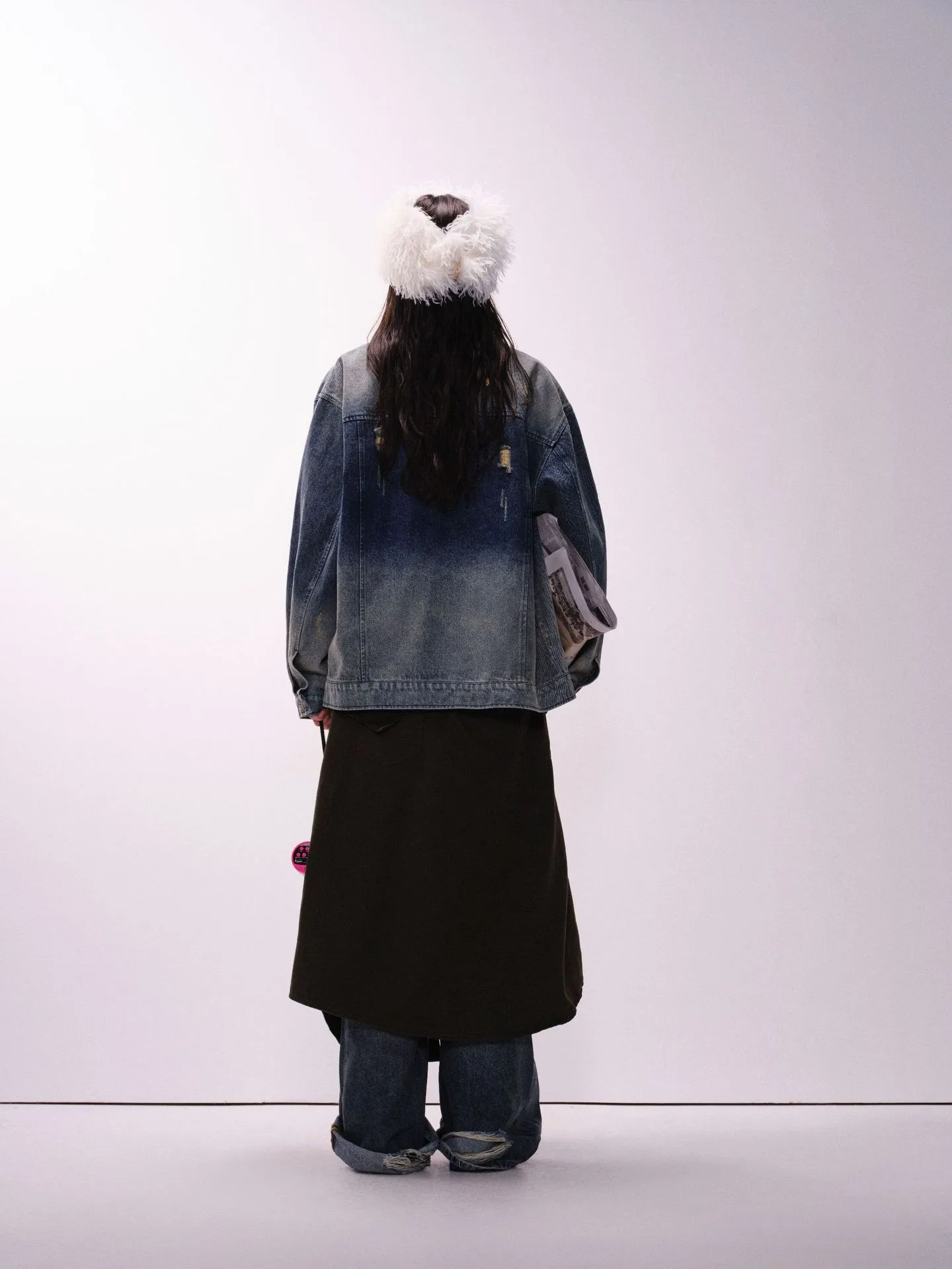 Jiayiku Tide Brand  Spring New American Retro Badge Design Gradient Wash Water Denim Jacket Coat display picture 10