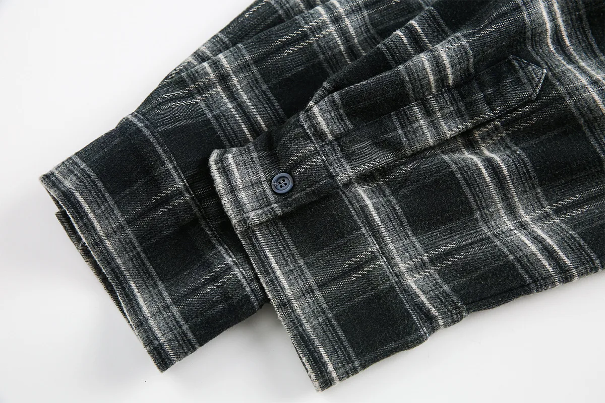 Jiayiku Men's  Spring New American Street Fashion Brand Retro Washed Batik Plaid Fake Two-Piece Sweater display picture 19