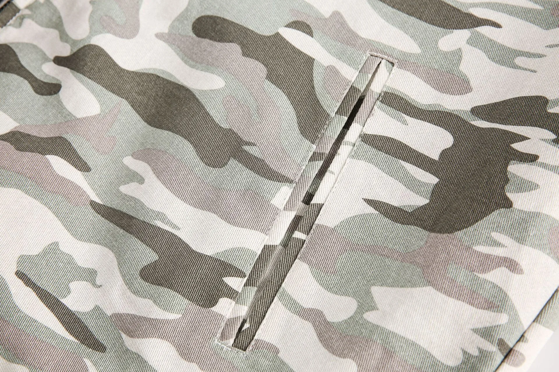 Jiayiku Fashion Brand  Spring New American Street Retro Vibe Camouflage Military Jacket Couple Jacket display picture 21