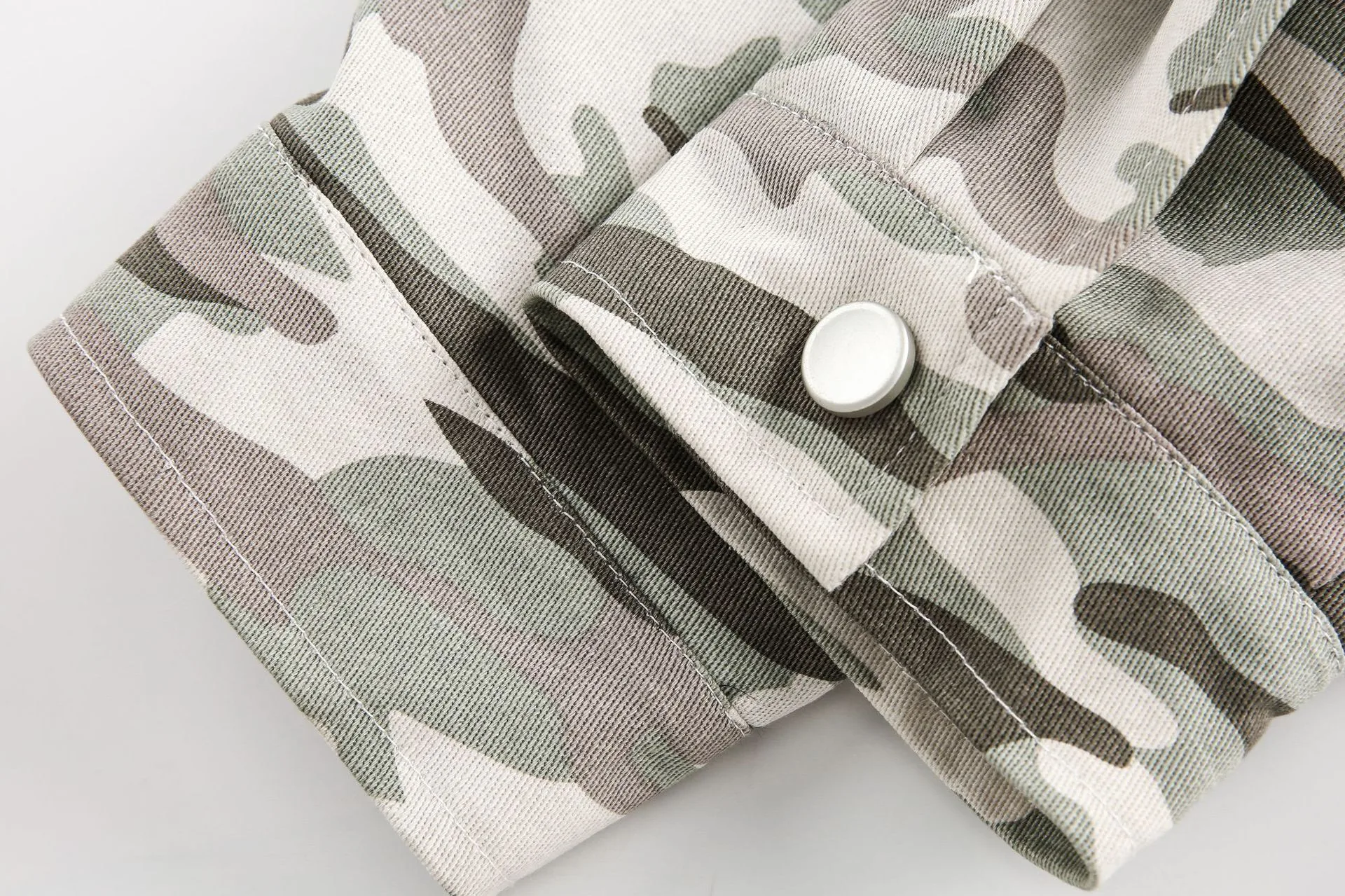 Jiayiku Fashion Brand  Spring New American Street Retro Vibe Camouflage Military Jacket Couple Jacket display picture 23