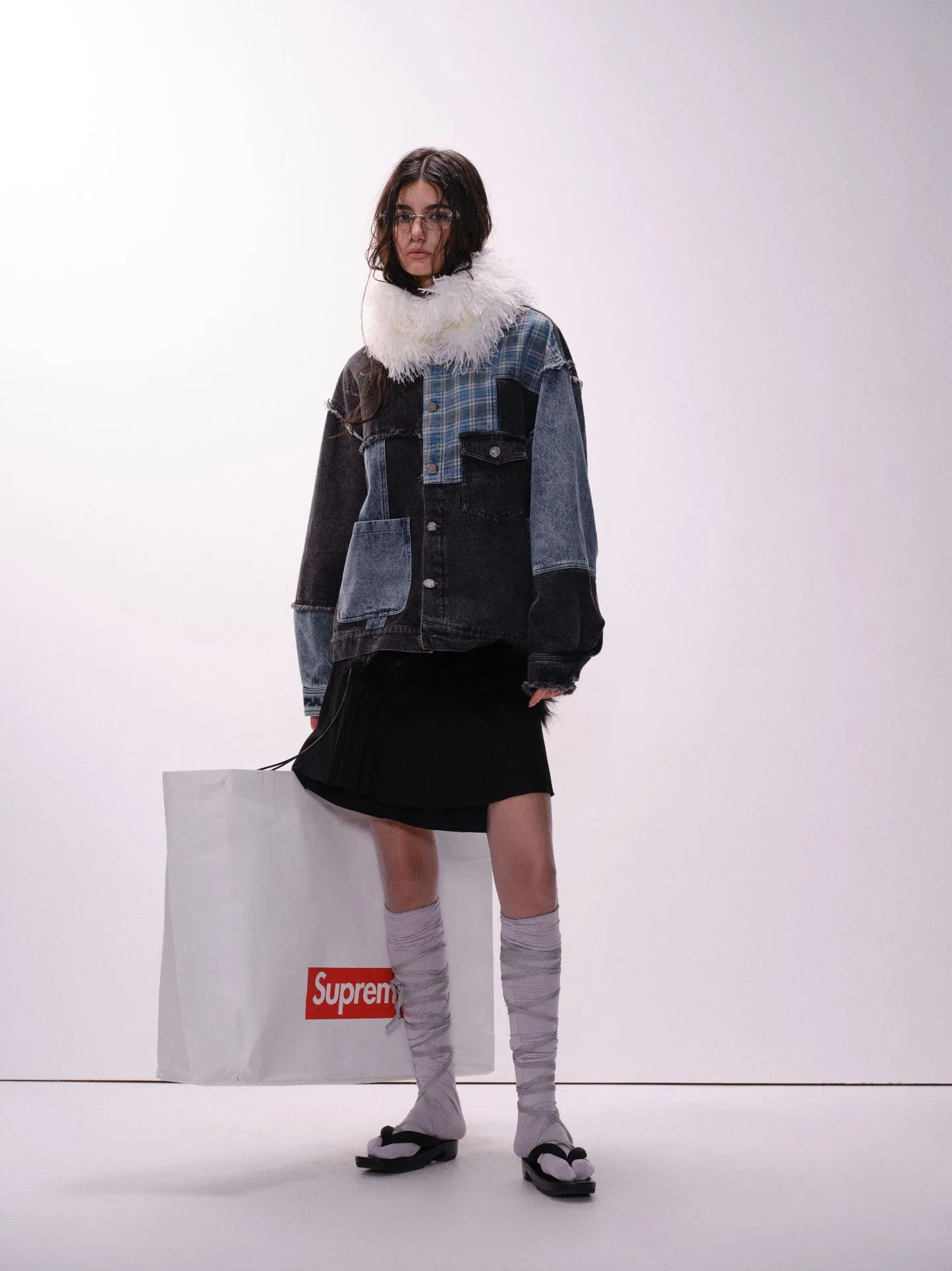 Jiayiku Tide Brand  Spring New American Retro Damaged Stitching Wash Denim Jacket Antique Feeling Coat display picture 11