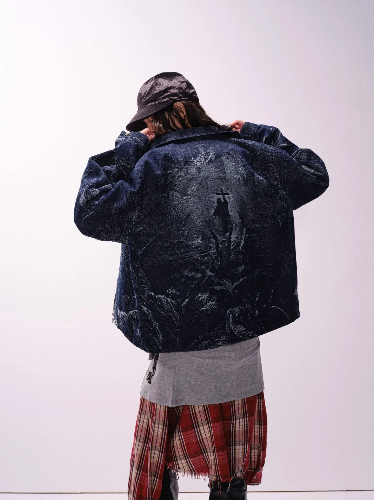 Jiayiku Tide Brand  Spring New American Retro Dark Jacquard Texture Denim Jacket Personality Coat display picture 9