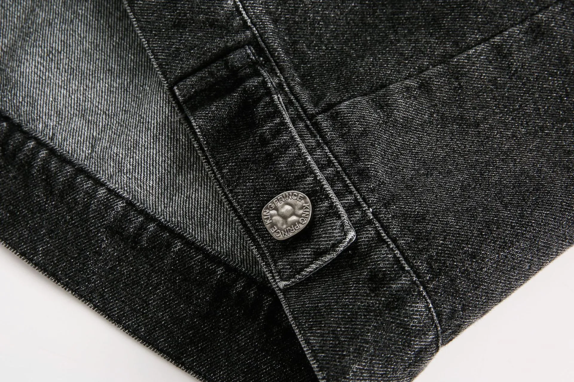 Jiayiku Tide Brand  Spring New American Retro Damaged Stitching Wash Denim Jacket Antique Feeling Coat display picture 24