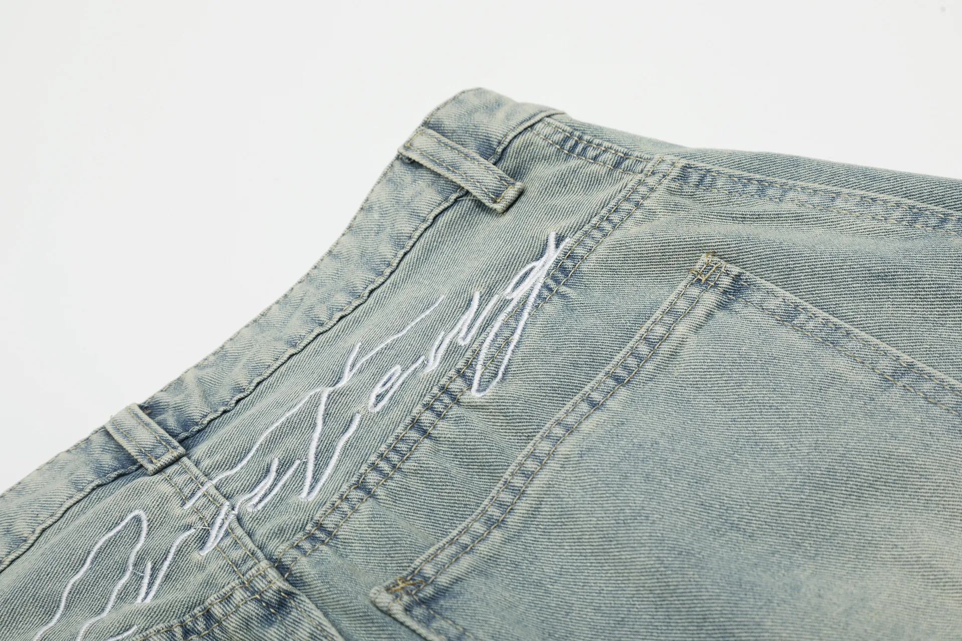 Jiayiku Fashion Brand  American Vintage Vibe Personalized Stitching Washed Jeans Men's And Women's Wide Leg Machete Trousers display picture 25