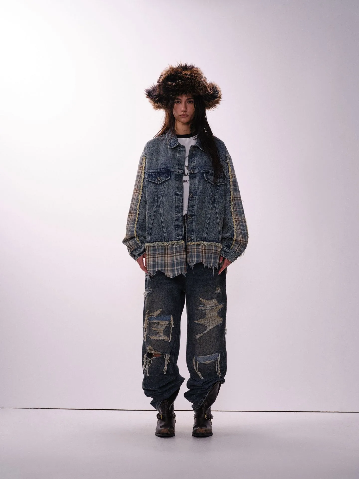 Jiayiku Men's  Spring New American Retro Stitching Plaid Wash Denim Jacket Fake Two-Piece Jacket display picture 3