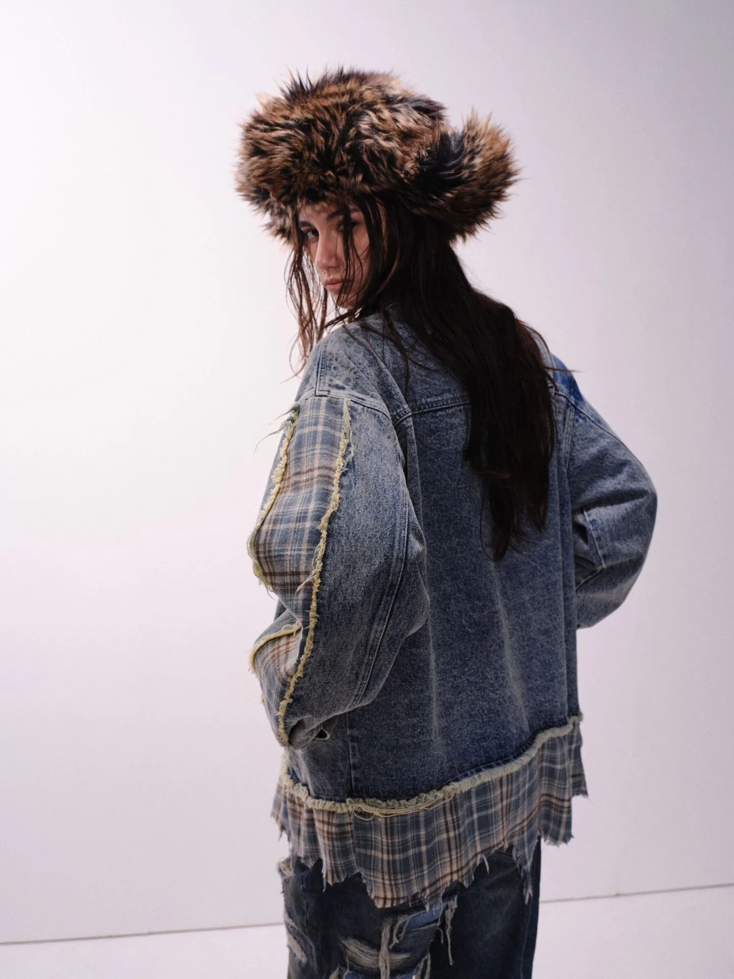 Jiayiku Men's  Spring New American Retro Stitching Plaid Wash Denim Jacket Fake Two-Piece Jacket display picture 6