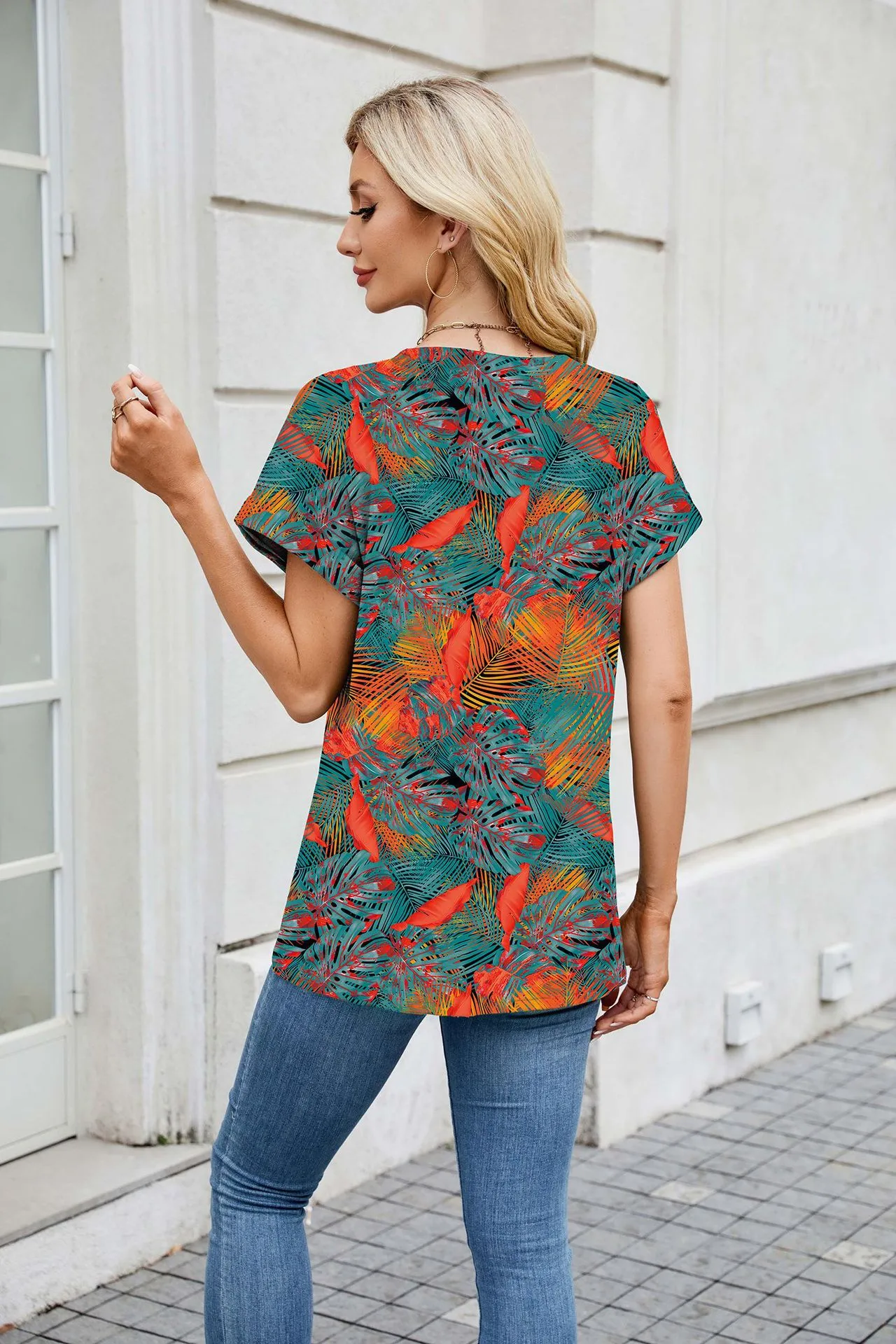 Europe And The United States  Foreign Trade  Spring Summer Summer Printed Round Neck Loose Short Sleeve T-shirt Top Women's In Stock display picture 13