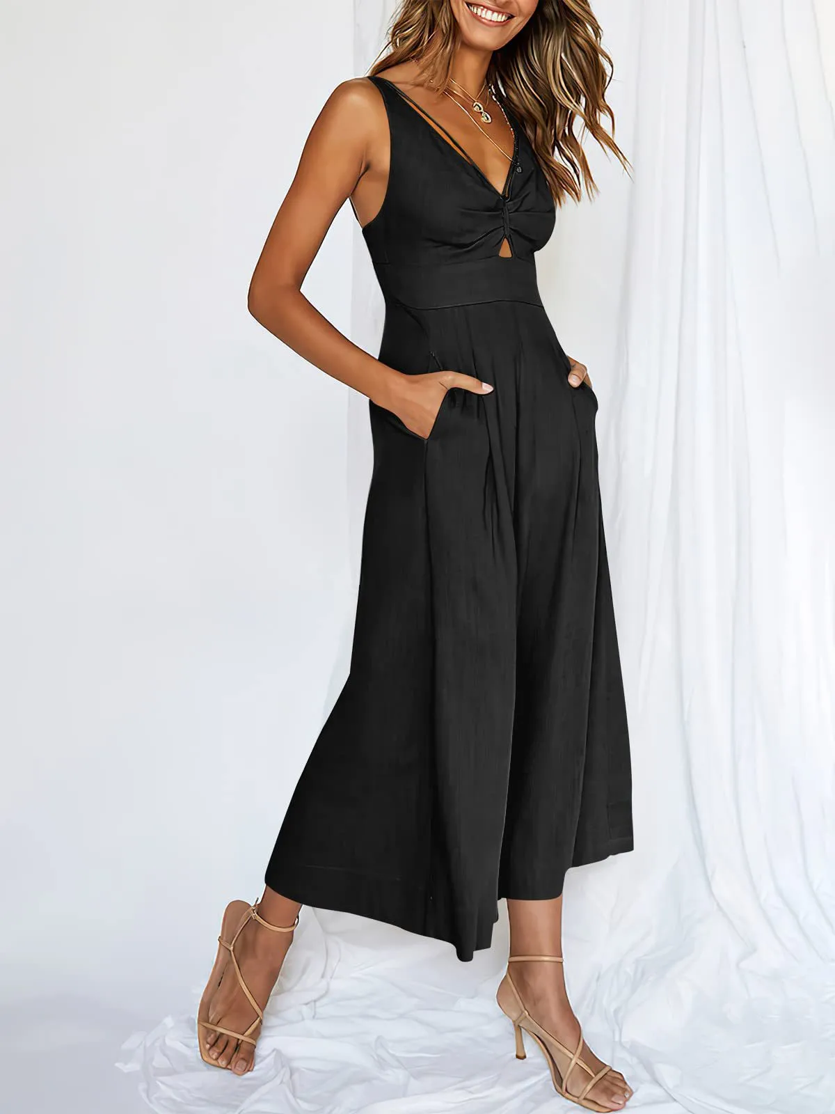 Summer Suspenders V-neck Hollow Pleated High Waist Wide Leg Pocket Women's Jumpsuit display picture 11