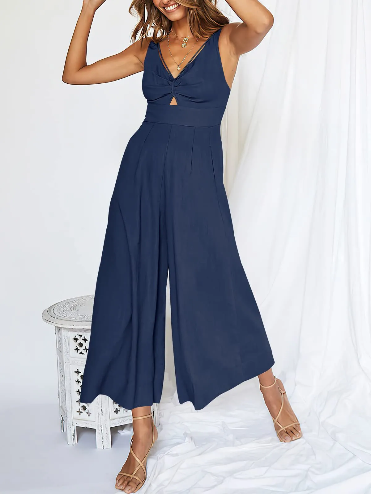 Summer Suspenders V-neck Hollow Pleated High Waist Wide Leg Pocket Women's Jumpsuit display picture 15