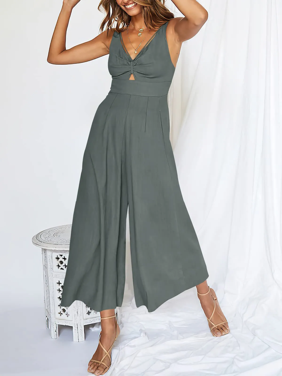 Summer Suspenders V-neck Hollow Pleated High Waist Wide Leg Pocket Women's Jumpsuit display picture 22