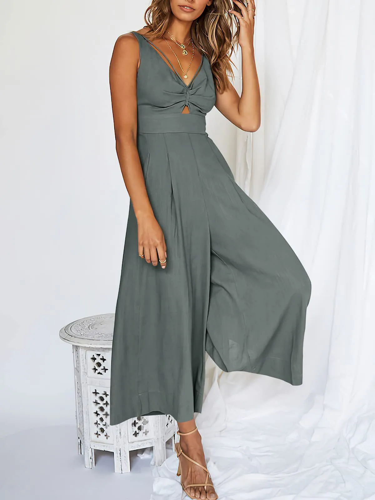 Summer Suspenders V-neck Hollow Pleated High Waist Wide Leg Pocket Women's Jumpsuit display picture 23