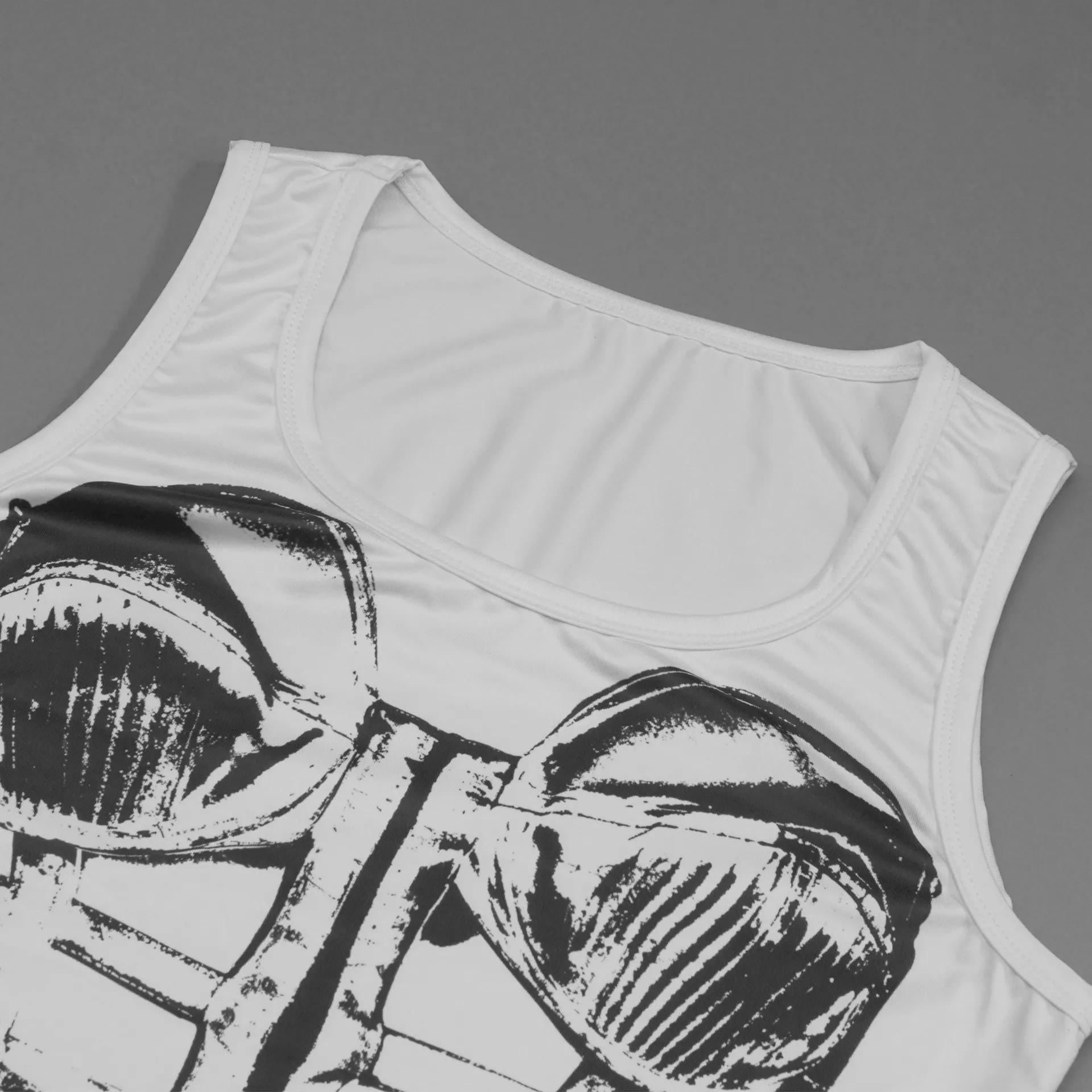 A706TP Europe And The United States   Spring New Sleeveless Vest Female Bone Printing Street Hot Girl Fashion All-match display picture 12