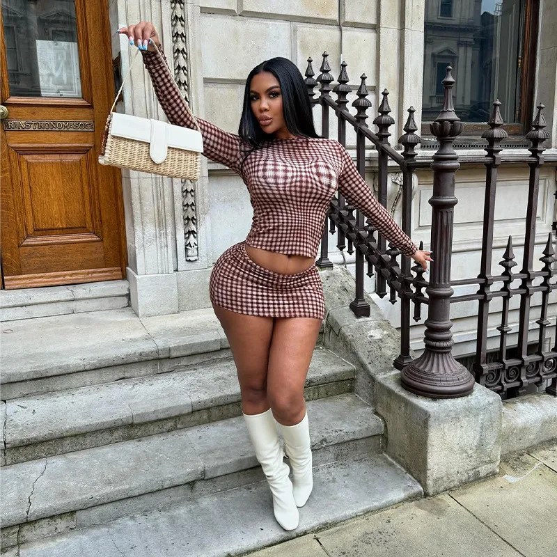 A637ST   Autumn Fashion Vintage Plaid Crewneck Pullover Long Sleeve High Waist Skirt Slim Fit Women's Suit display picture 2