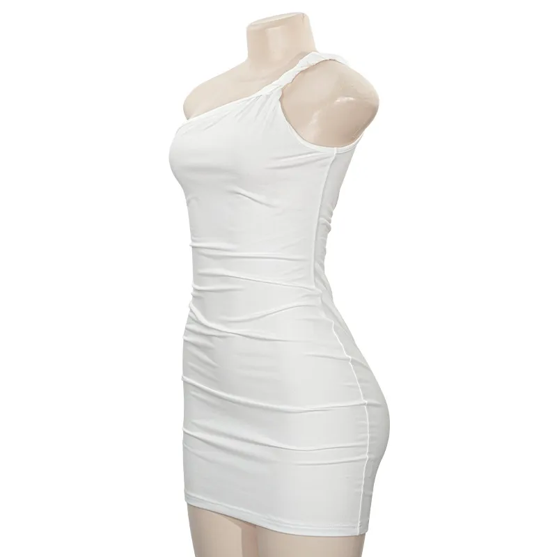 L259DS Europe And The United States   New Solid Color Sleeveless One-sided Oblique Shoulder Short Slim Hip Women's Dress display picture 11