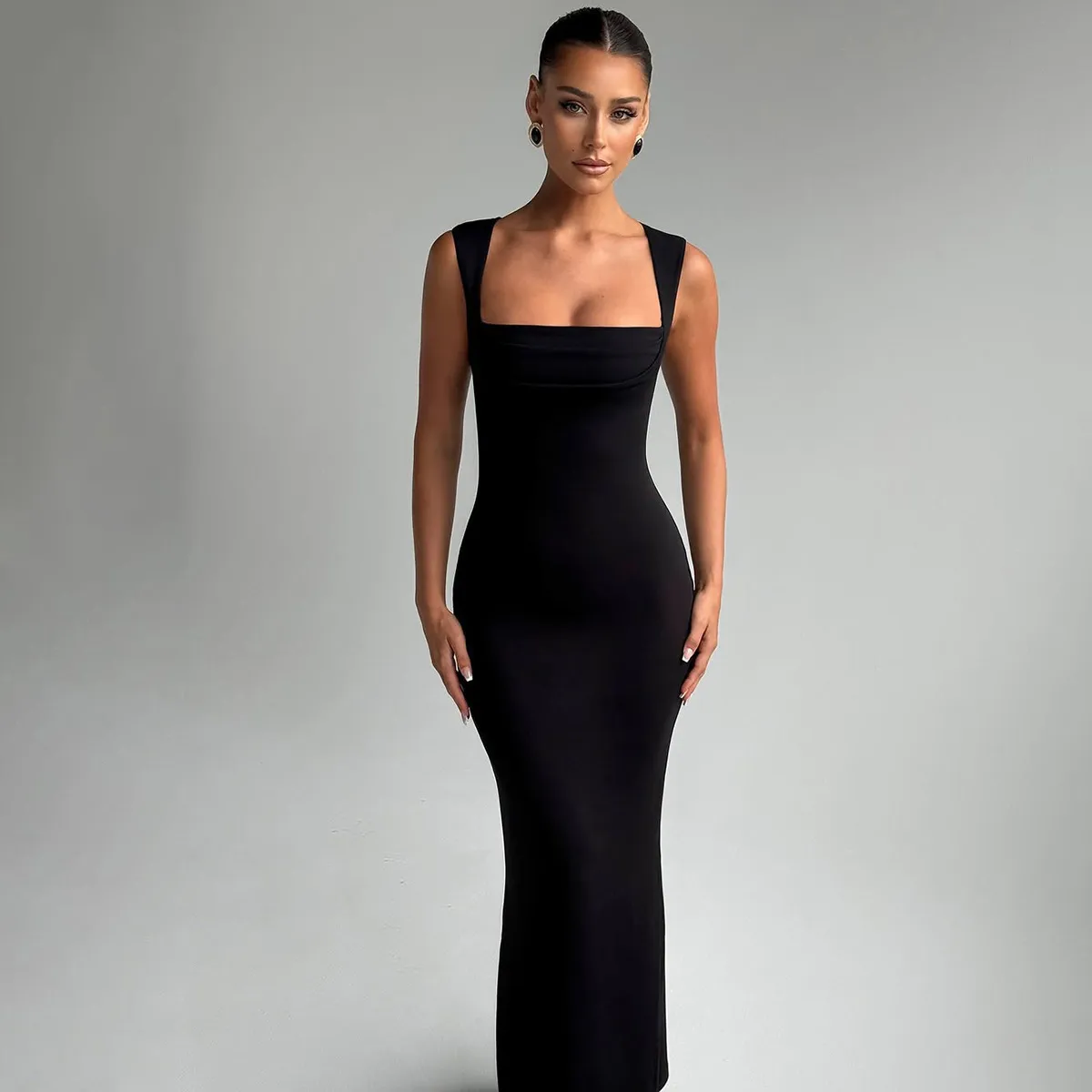 P006DS Europe And The United States  Fashion Temperament Slim Square Collar Sleeveless Waist Slim Hip Dress Dress display picture 15