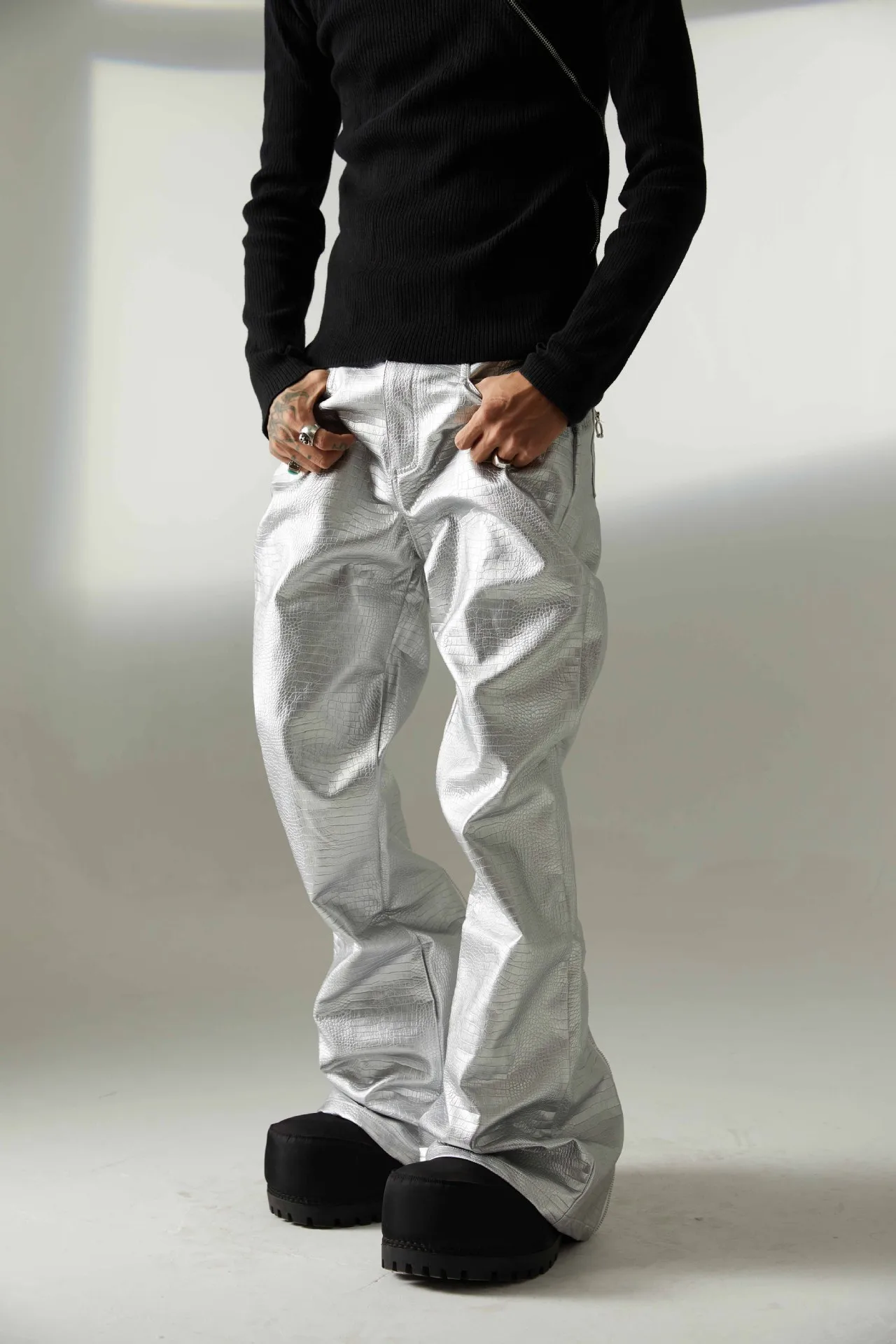 Jiayiku Fashion Brand  Autumn New High Street American Motorcycle Leather Pants Micro-la Niche Crocodile Pattern Wide-leg Pants display picture 12