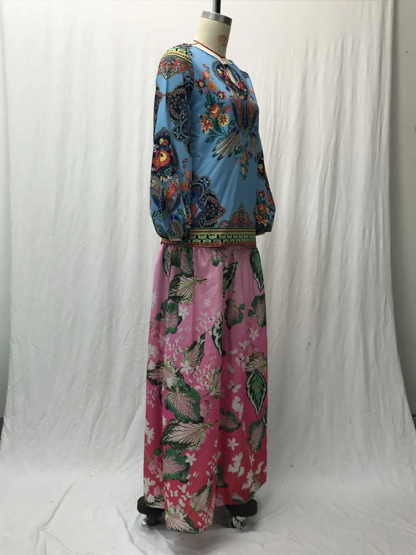 Spring And Summer New Women's Personalized Women's Digital Printing Round Neck Lantern Sleeve Shirt 5006 A Large Number Of Spot display picture 12