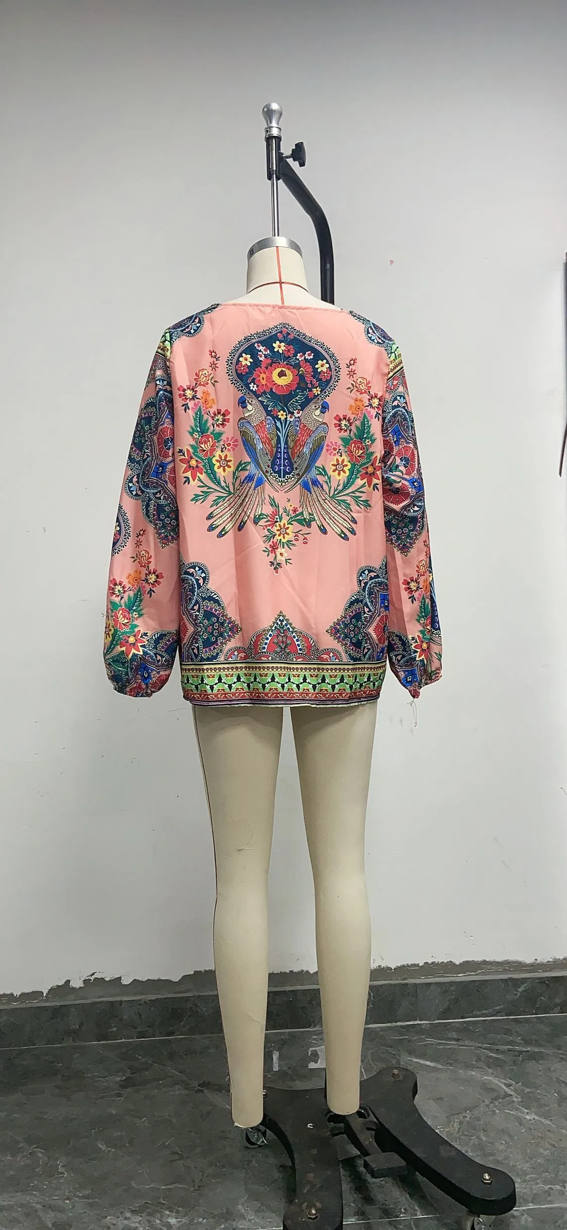 Spring And Summer New Women's Personalized Women's Digital Printing Round Neck Lantern Sleeve Shirt 5006 A Large Number Of Spot display picture 25
