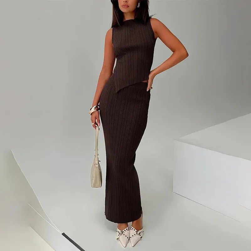 W225ST   Summer New Solid Color Round Neck Unrepaired Irregular Top High Waist Long Dress Slim Fit Suit display picture 2