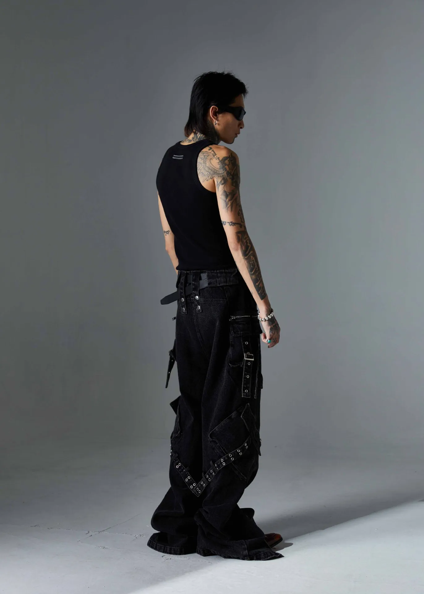 Jiayiku Men's Wear ∠ American-style High Street Trendy Cordwork Jeans Loose Straight Multi-pocket Zipper Casual Pants display picture 15