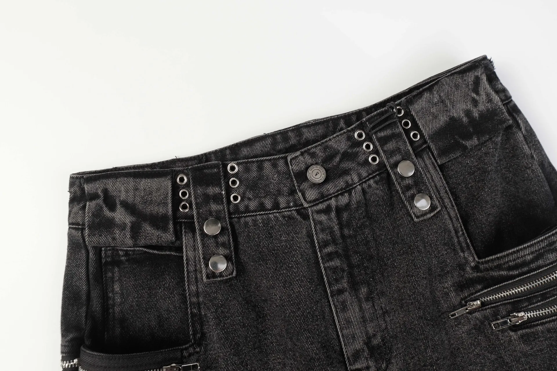 Jiayiku Men's Wear ∠ American-style High Street Trendy Cordwork Jeans Loose Straight Multi-pocket Zipper Casual Pants display picture 21