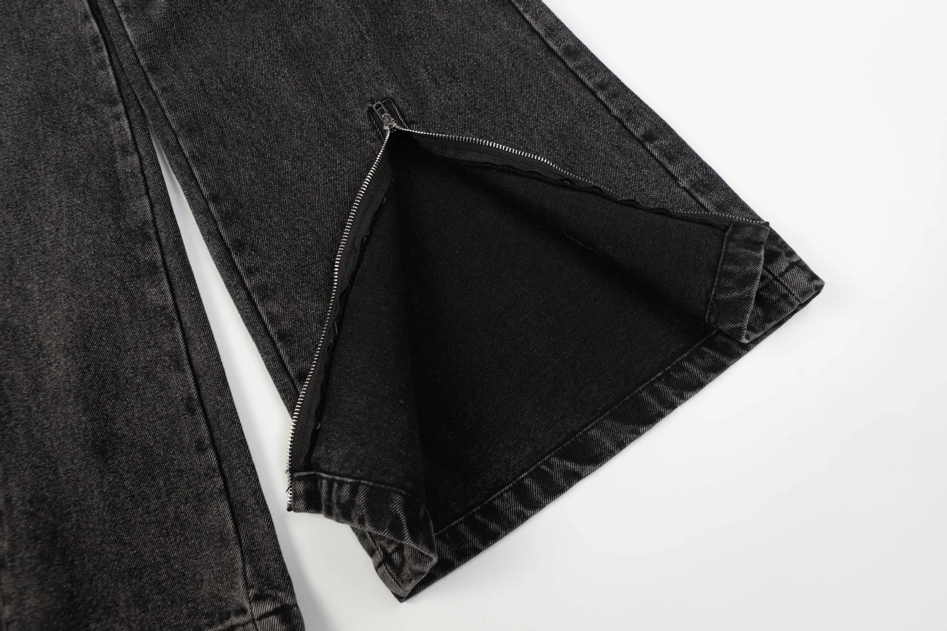 Jiayiku Men's Wear ∠ American-style High Street Trendy Cordwork Jeans Loose Straight Multi-pocket Zipper Casual Pants display picture 29