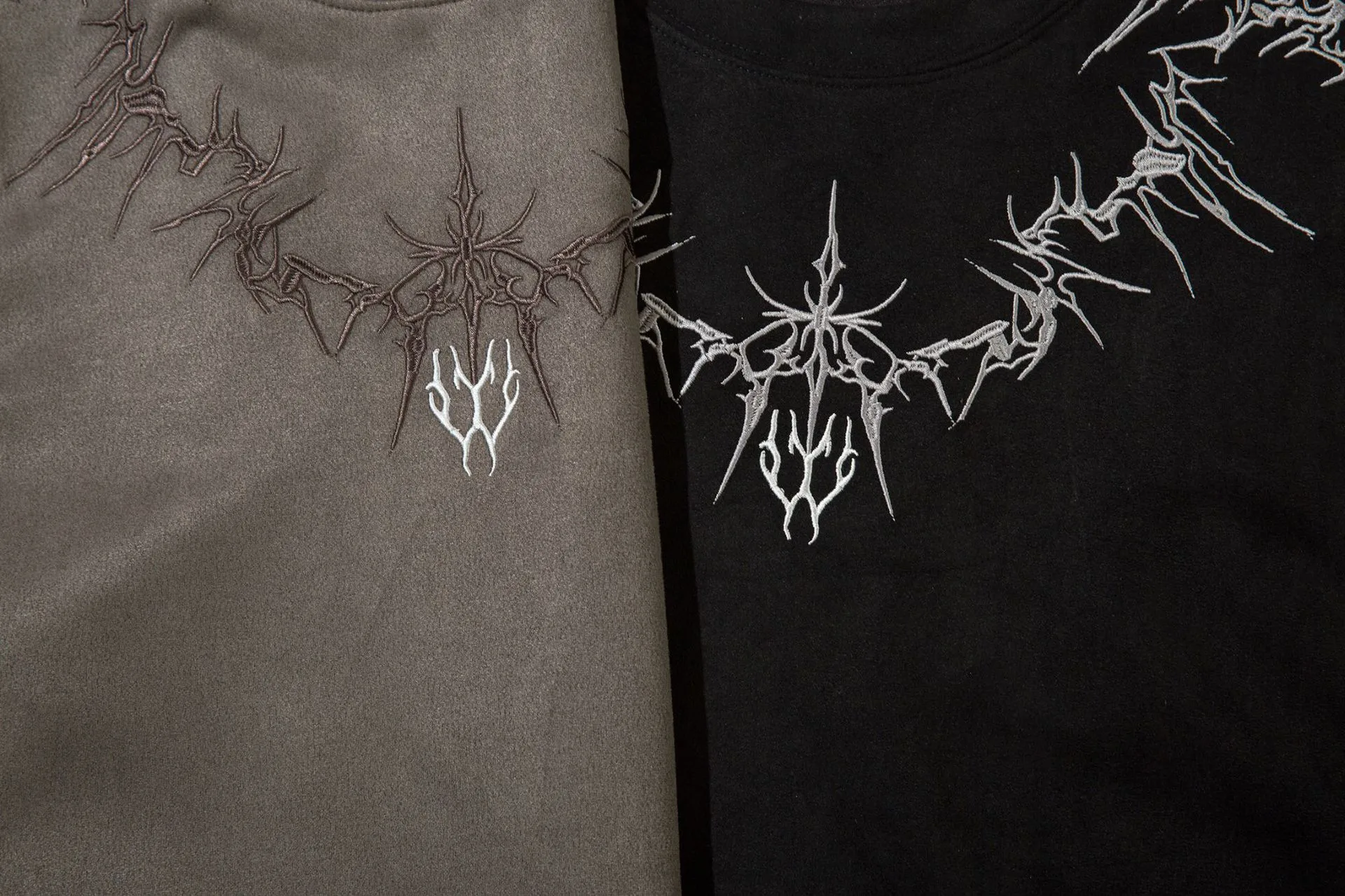 Jiayiku   Street Fashion Brand Vest Suede Heavy Embroidery Summer New Loose Sleeveless T-shirt display picture 7
