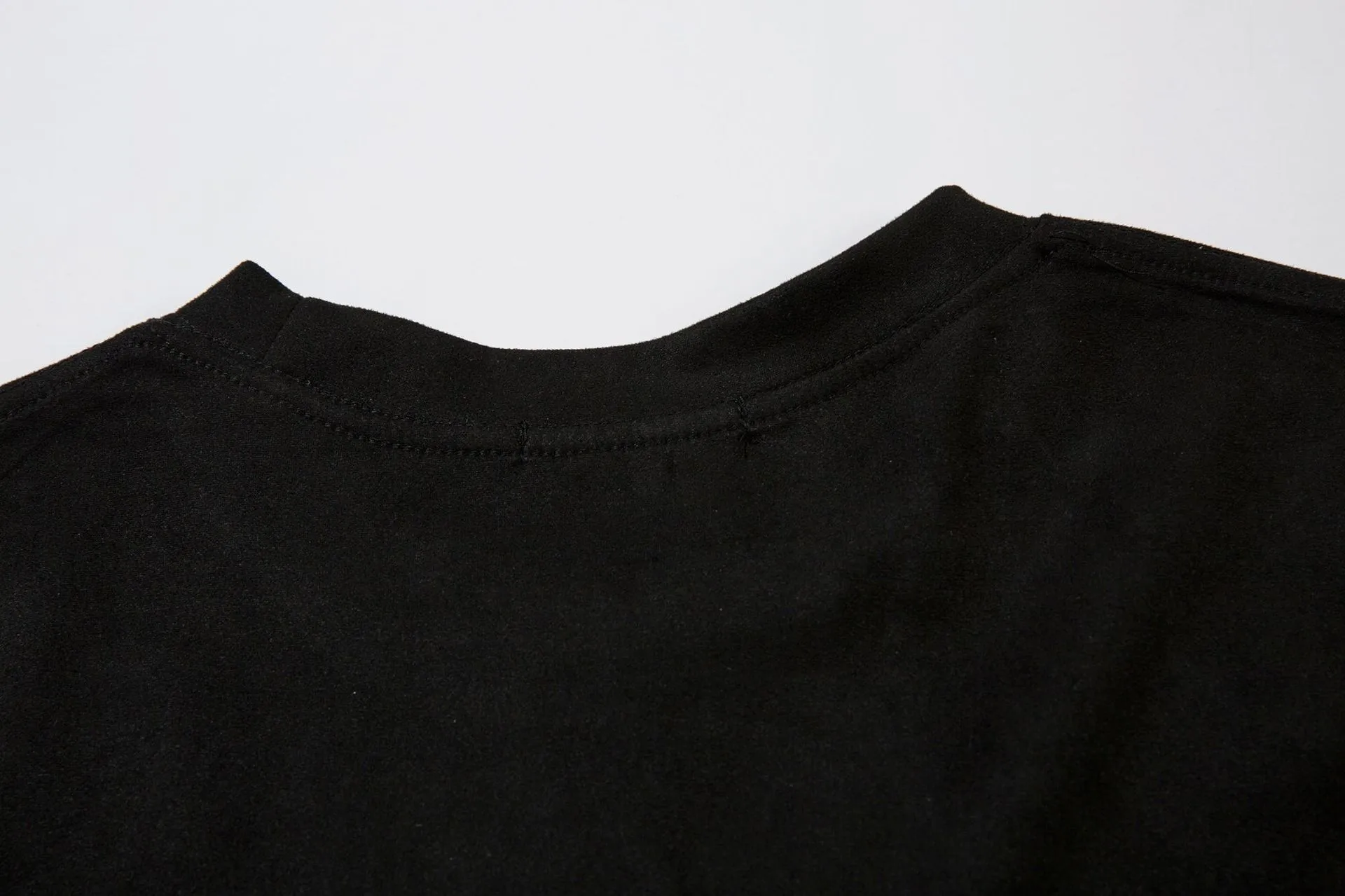 Jiayiku   Street Fashion Brand Vest Suede Heavy Embroidery Summer New Loose Sleeveless T-shirt display picture 8