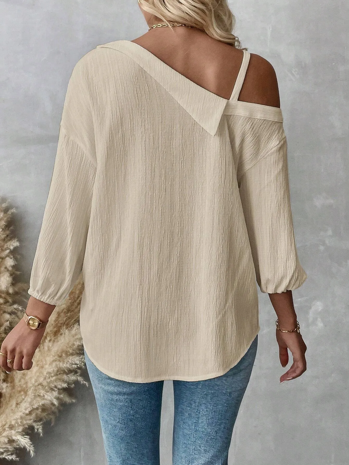Spring And Summer  Independent Station  Lasel Seven-sleeve Shoulder Cardigan Texture Single-breasted Casual Shirt display picture 11
