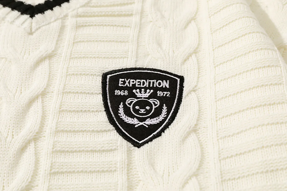 Jiayiku Fashion Brand Vintage Preppy Style V-neck Sweater Badge JK Uniform Twisted Flower Bottoming Long Sleeve Sweater display picture 8