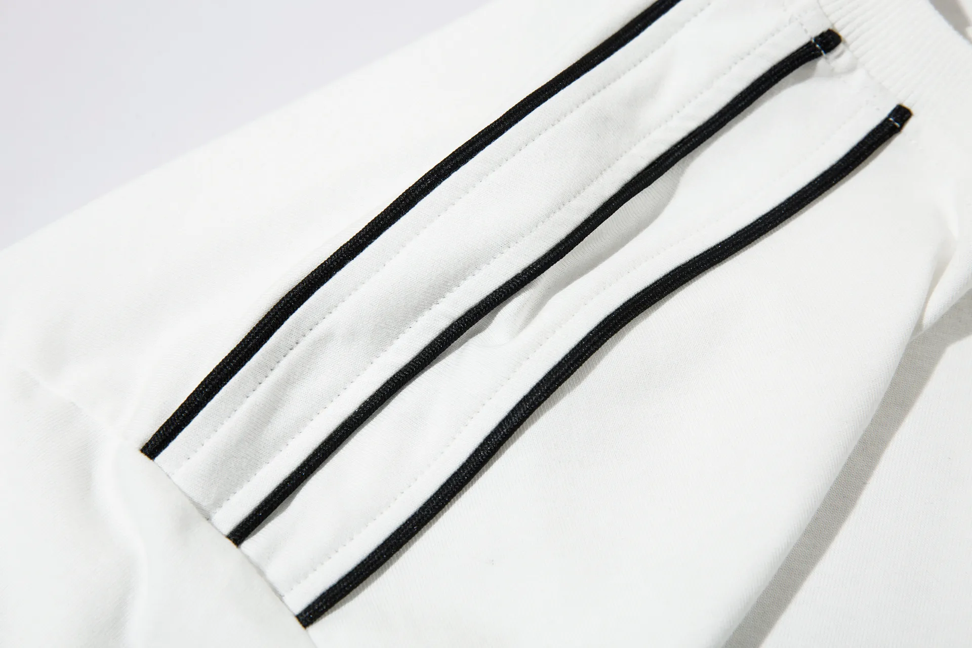 Jiayiku Men's American Street Fashion Brand Distinctive T-shirt Stripe Stitching Design Sense Niche High Street Loose Short Sleeve T display picture 39