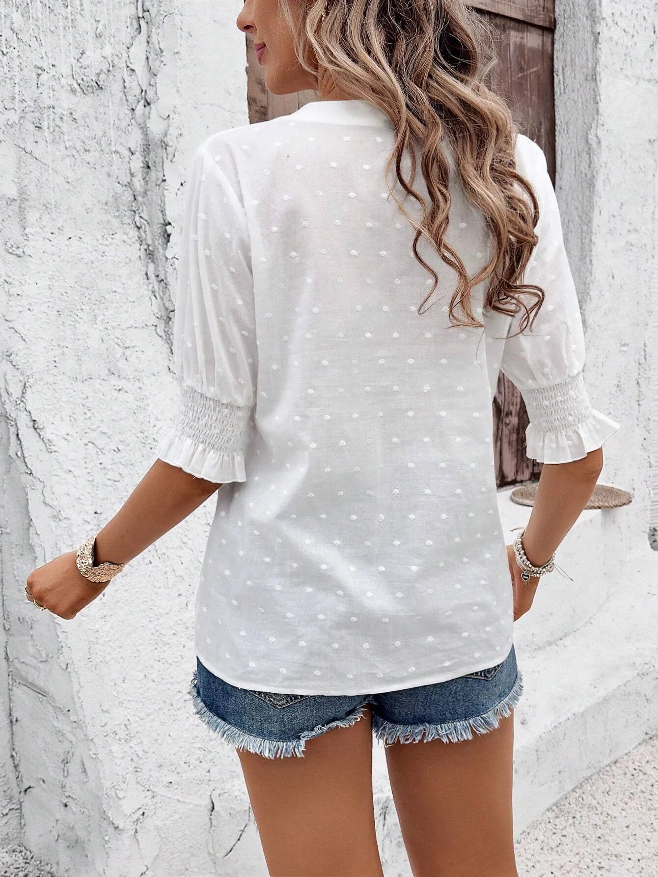 Spring And Summer    Export V-Neck Puff Sleeves Mid-Sleeve Cut Out Hair Ball Lace T-Shirt Tops For Women display picture 5