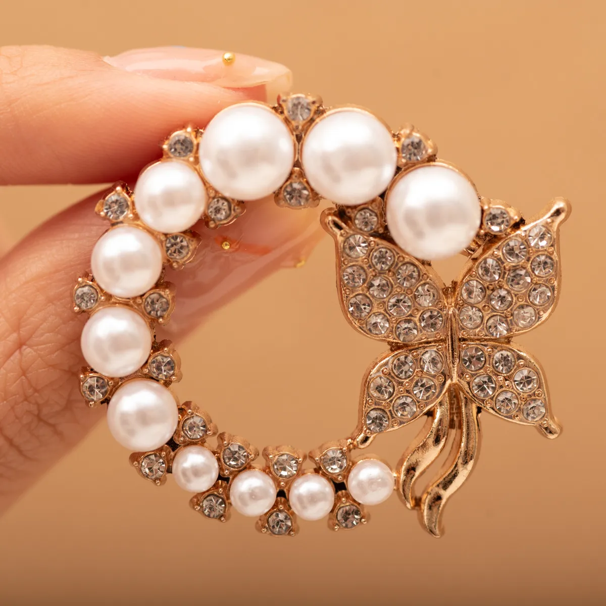 New Style Brooch Women's High-end Zinc Alloy Niche Corsage Fresh And Sweet Clothing Accessories Clothing Accessories display picture 6