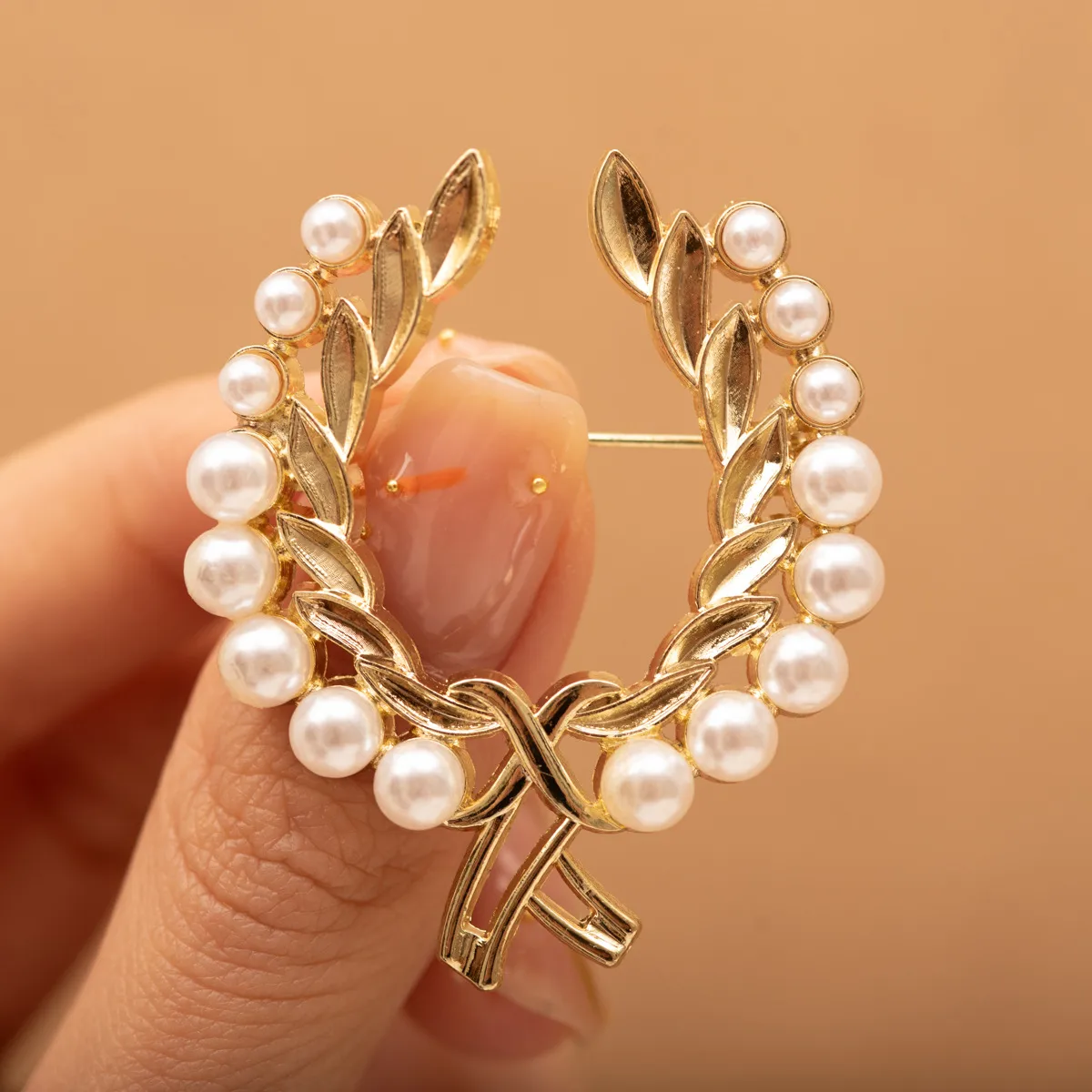 New Style Brooch Women's High-end Zinc Alloy Niche Corsage Fresh And Sweet Clothing Accessories Clothing Accessories display picture 11