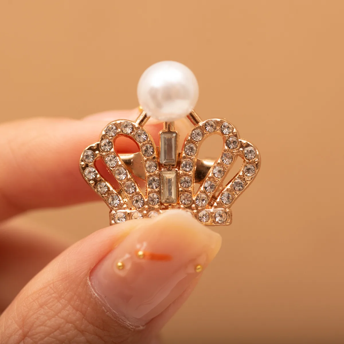New Style Brooch Women's High-end Zinc Alloy Niche Corsage Fresh And Sweet Clothing Accessories Clothing Accessories display picture 15