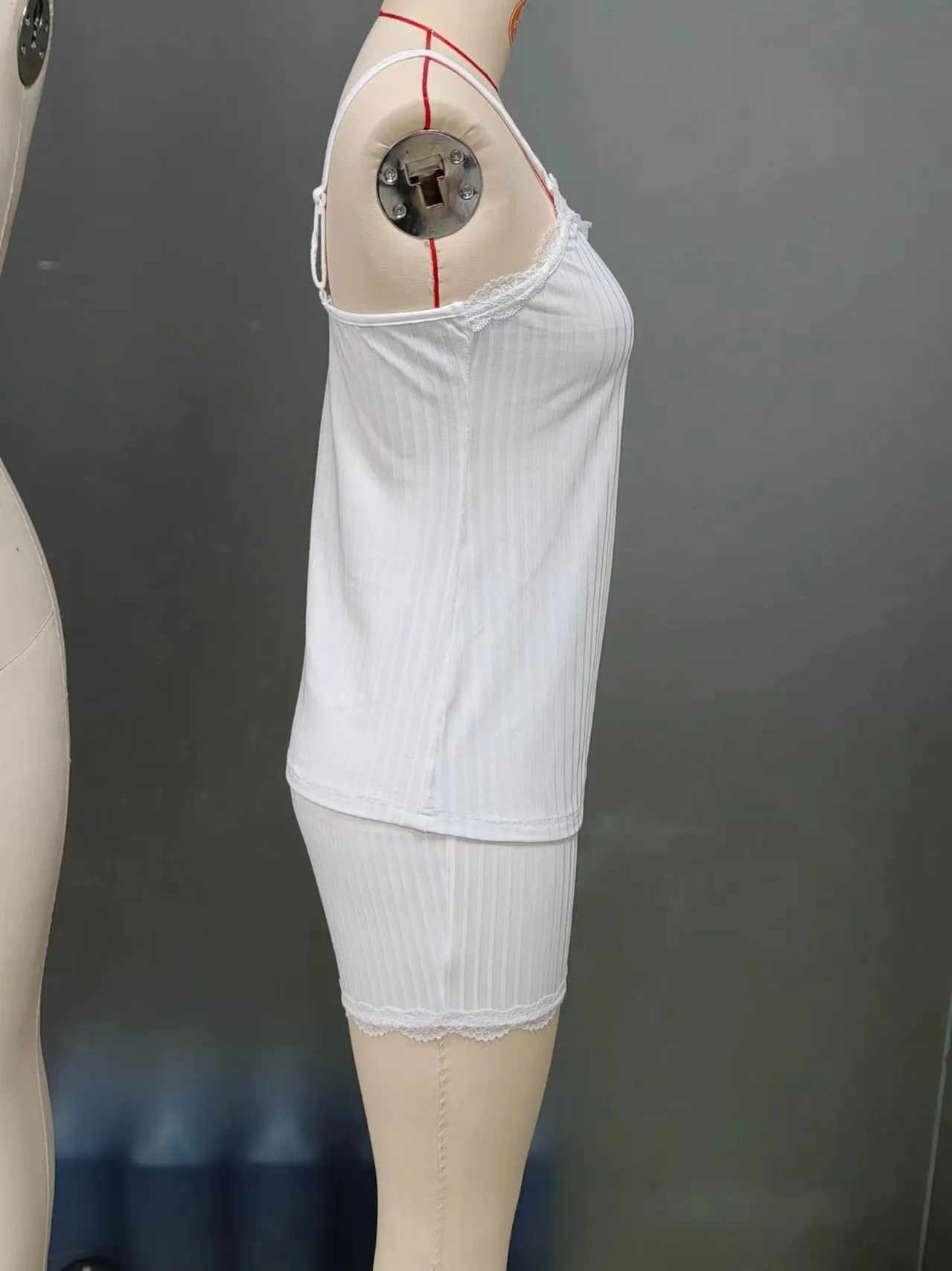 Spring And Summer New   Popular Suspender Shorts Solid Color Lace Casual Home Wear Women's Clothing display picture 3