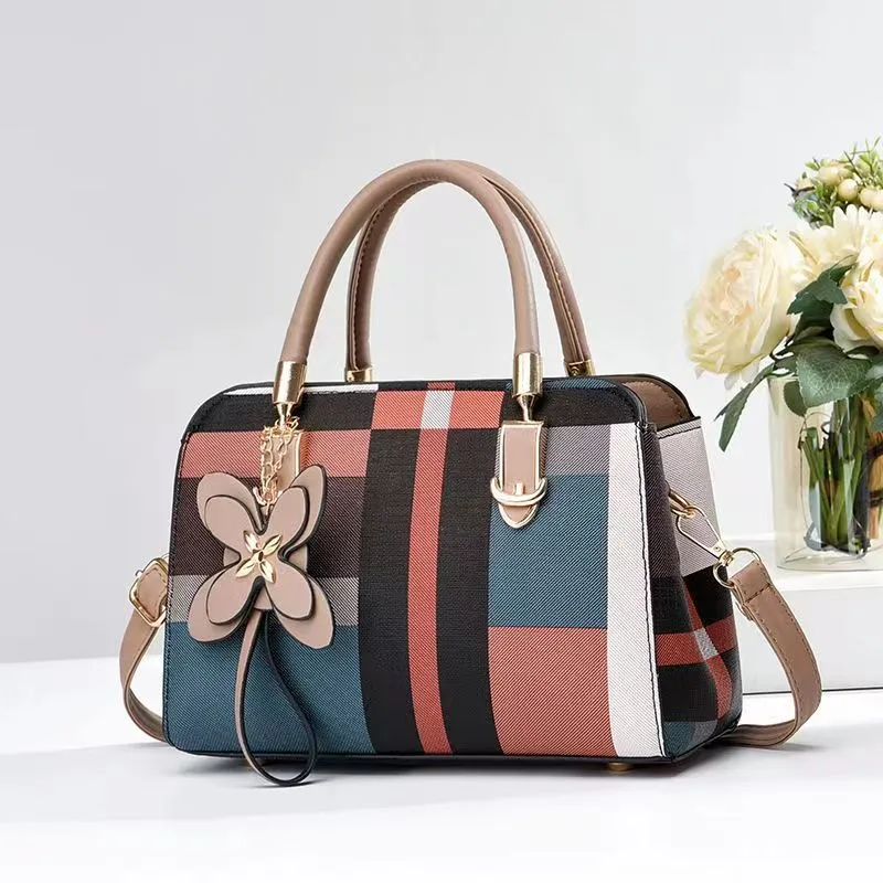 Explosive Women's Bag Quality Color Matching Handbag Large Capacity Shoulder Bag Simple Elegant Bags display picture 1