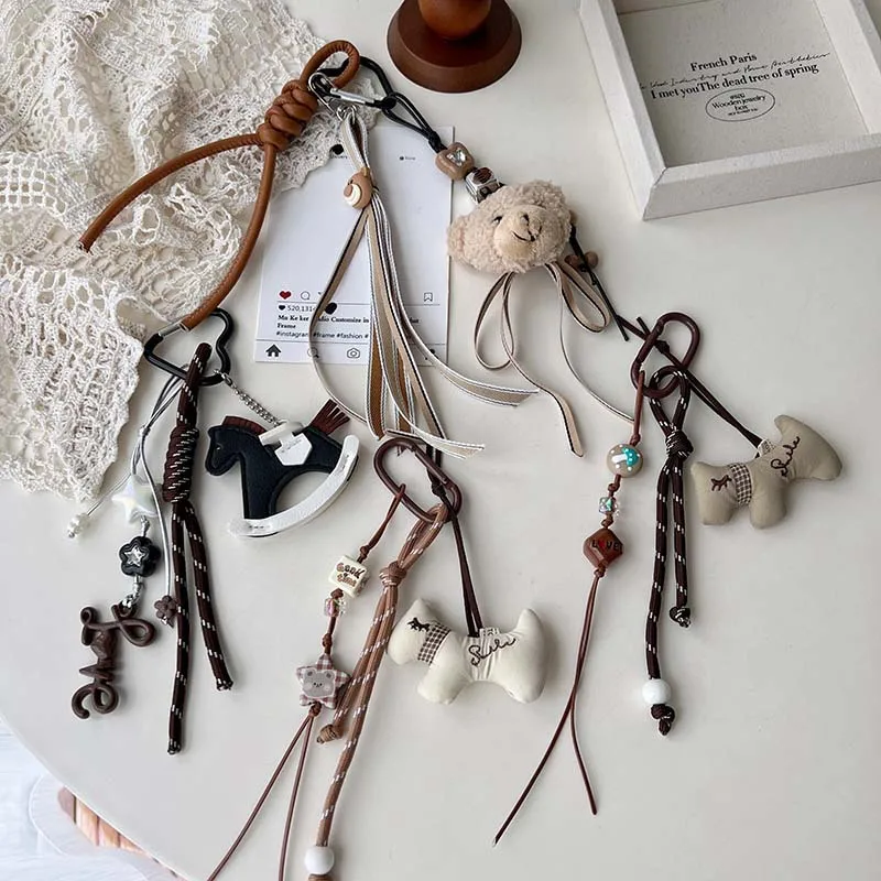 Miu Style Carabiner Letter Puppy Bear Car Keychain Sweet Bead Chain Pendant Bag Pendant Hanging Jewelry display picture 2