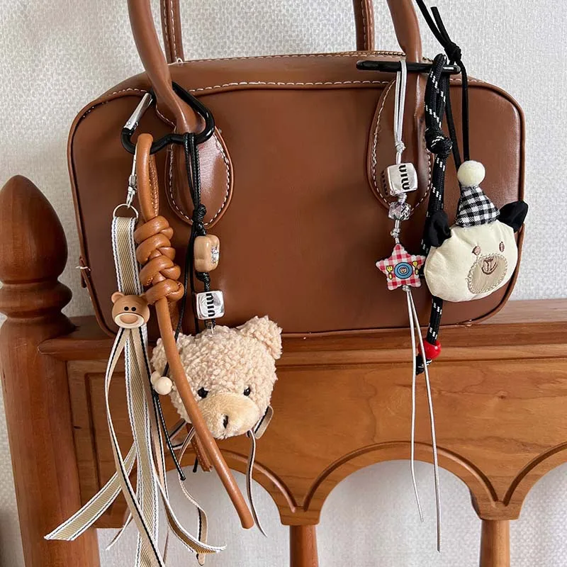 Miu Style Carabiner Letter Puppy Bear Car Keychain Sweet Bead Chain Pendant Bag Pendant Hanging Jewelry display picture 6