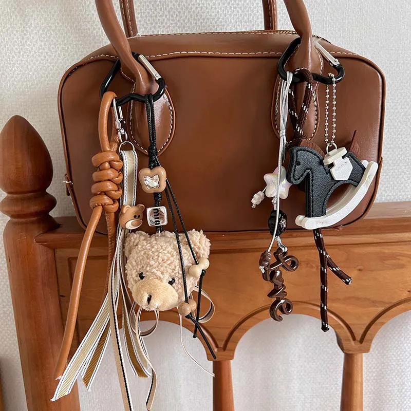 Miu Style Carabiner Letter Puppy Bear Car Keychain Sweet Bead Chain Pendant Bag Pendant Hanging Jewelry display picture 10