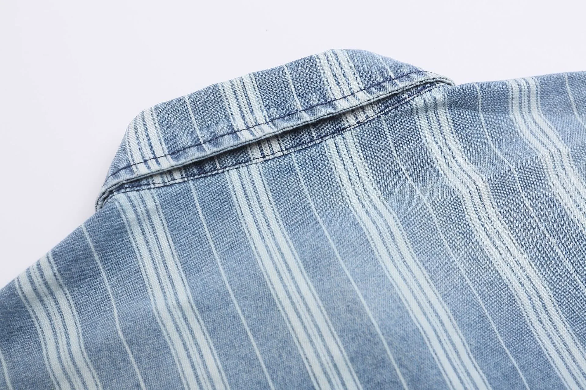 Jiayiku Men's Clothing  New American Mid-Century Trend Brand Washed Distressed Denim Striped Shirt Short Sleeve Vintage display picture 9
