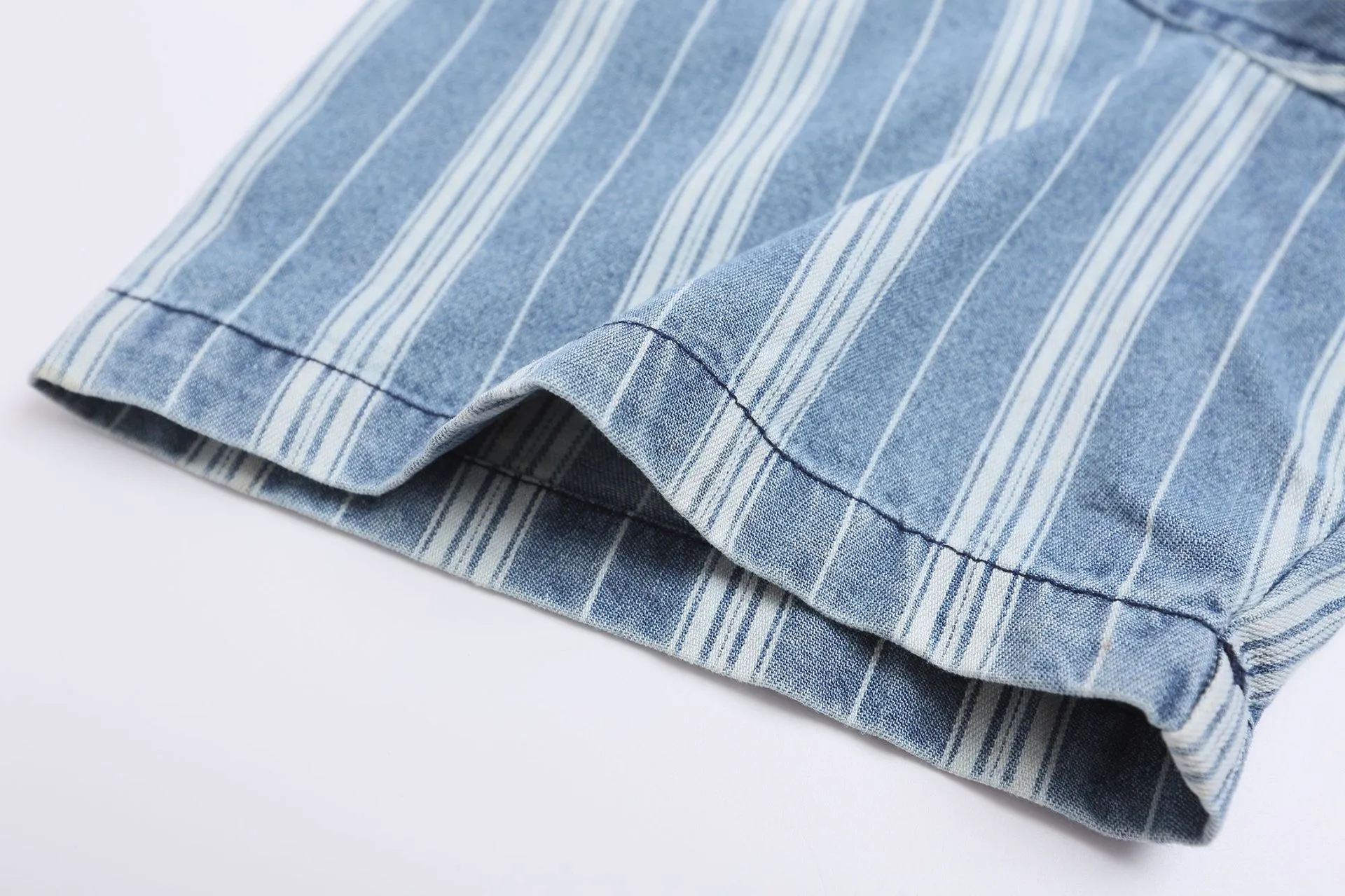 Jiayiku Men's Clothing  New American Mid-Century Trend Brand Washed Distressed Denim Striped Shirt Short Sleeve Vintage display picture 10