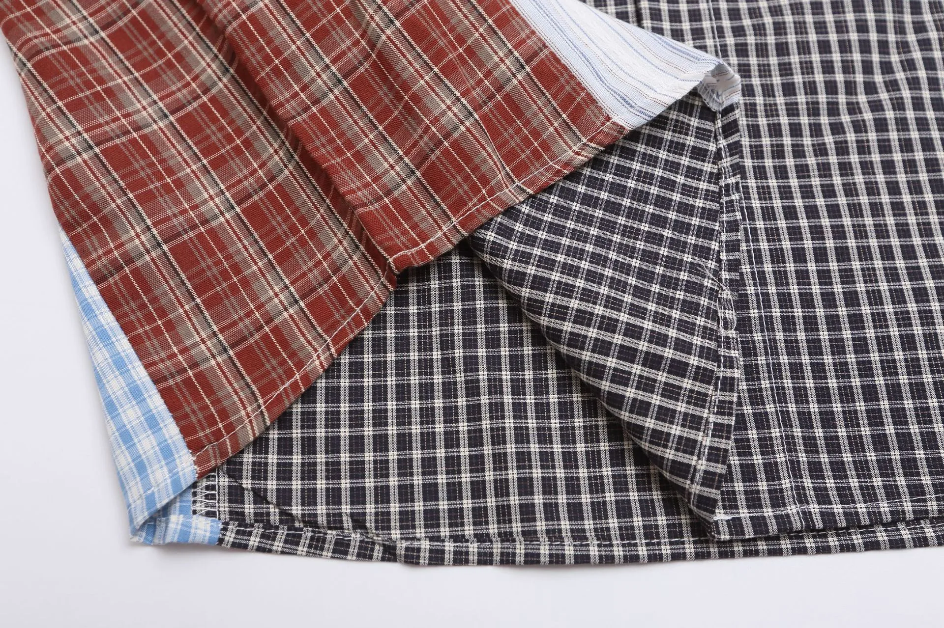 Jiayiku Men's  Summer New American Retro Vintage Plaid Design Shirt Short-Sleeved Couple display picture 6