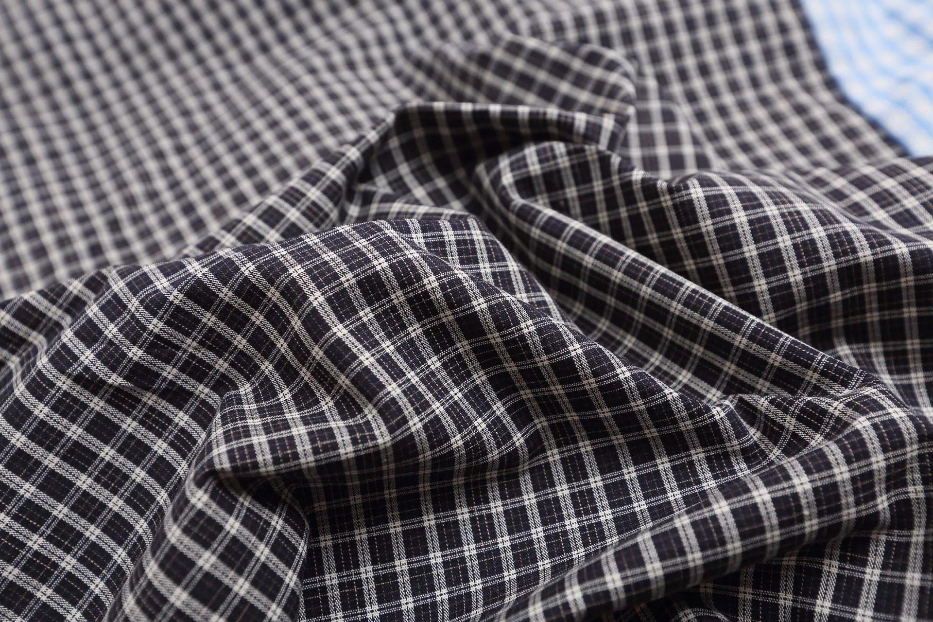 Jiayiku Men's  Summer New American Retro Vintage Plaid Design Shirt Short-Sleeved Couple display picture 10